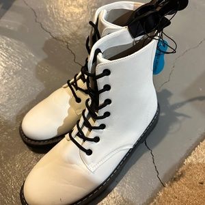 White Combat Boots Size 9 *Brand New*